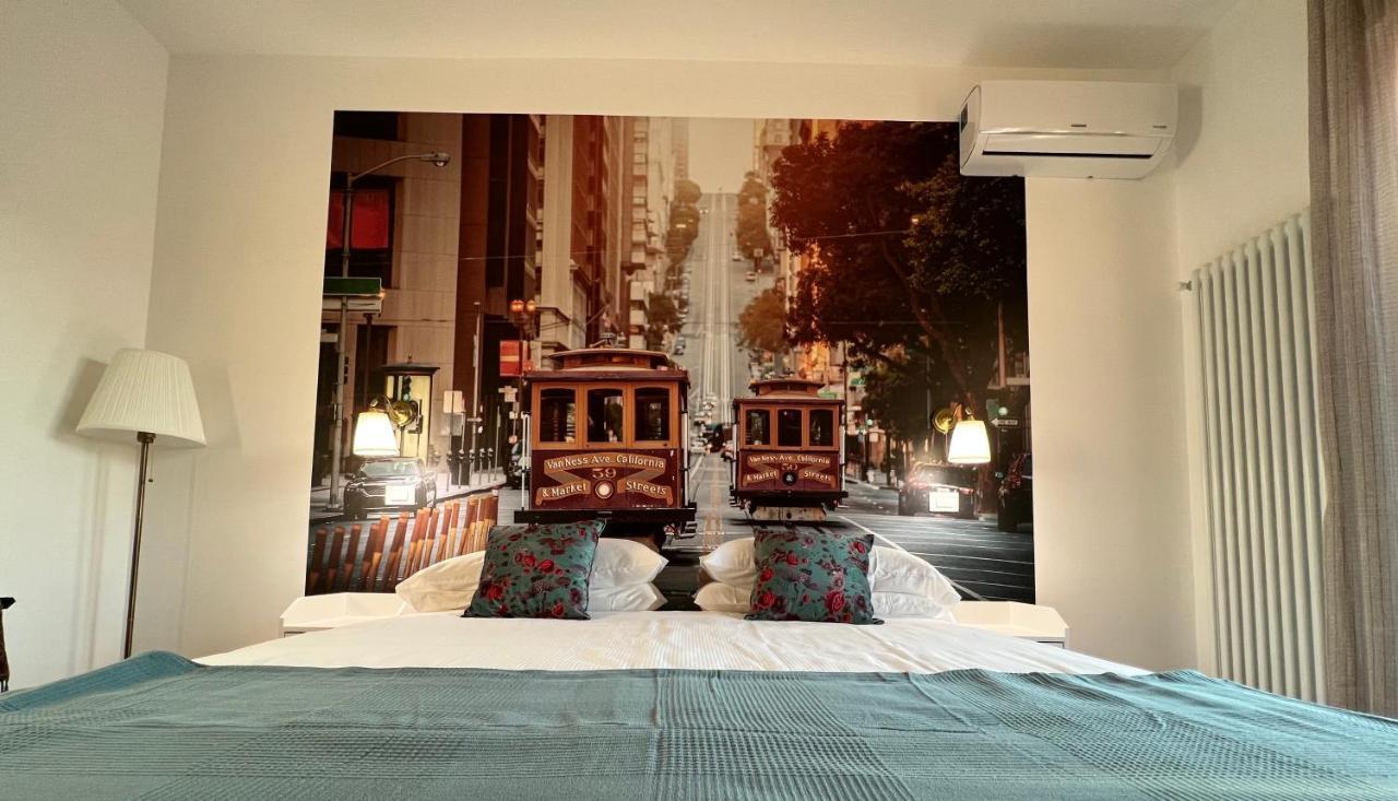 Guest House Le Vagabonde 피우미치노 외부 사진