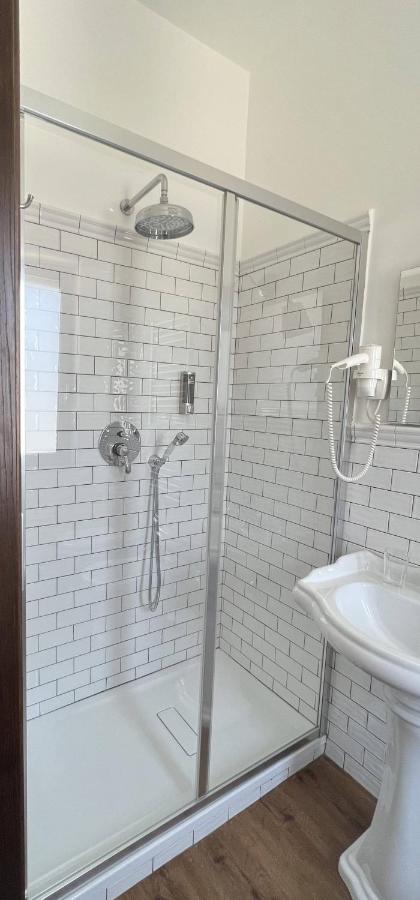 Guest House Le Vagabonde 피우미치노 외부 사진