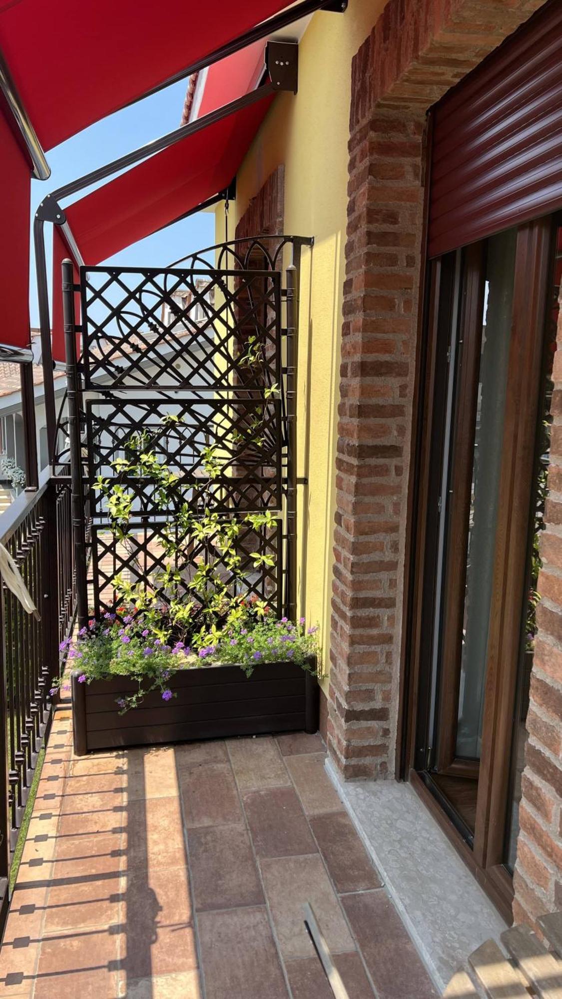 Guest House Le Vagabonde 피우미치노 외부 사진